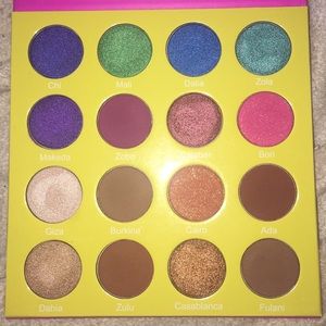 Juvia’s Place “Masquerade Mini” eyeshadow palette